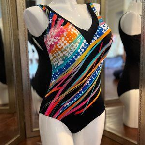 ‼️SALE ‼️ Sunmarin Gorgeous swimsuit in Multi-Color Size 14